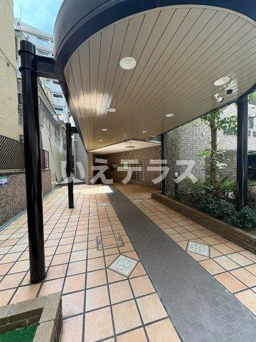 サンビルダー北野弐番館のロビー