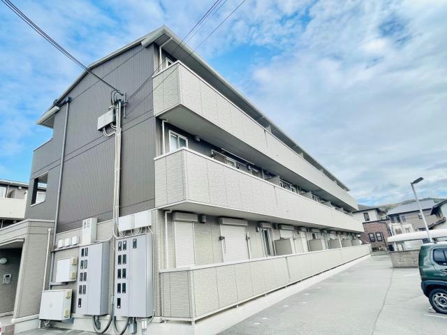 ノア東山A棟の外観