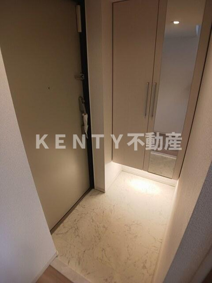【玄関】 | プレシャス | 収納もある玄関です