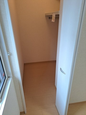 【収納】 | KS・アトレア | お洋服もたくさんしまえます