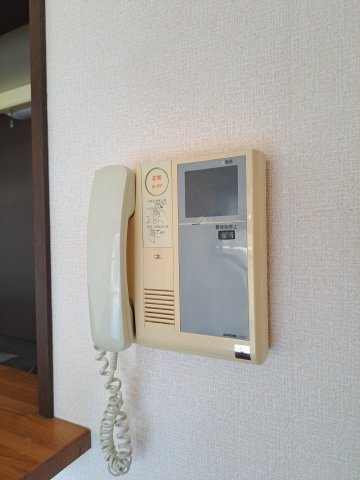 【セキュリティ】 | K’Sシャンブル | TV付きインターホンでセキュリティ面も安心です