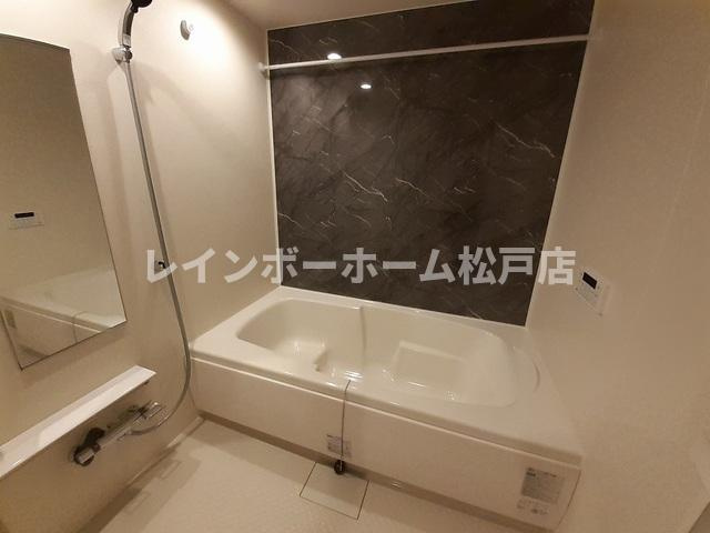 ディアコートⅡ　【仲介手数料：50％OFF】対象物件！の浴室|落ち着いた空間のお風呂です