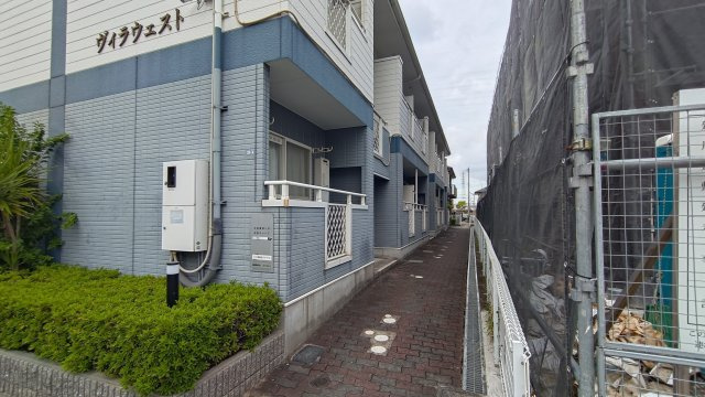 ヴィラウエストのエントランス