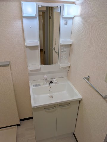 【洗面所】 | 夏見ショッパーズ | 生活に欠かせない独立洗面台です