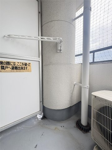 クロノス18三軒町のバルコニー