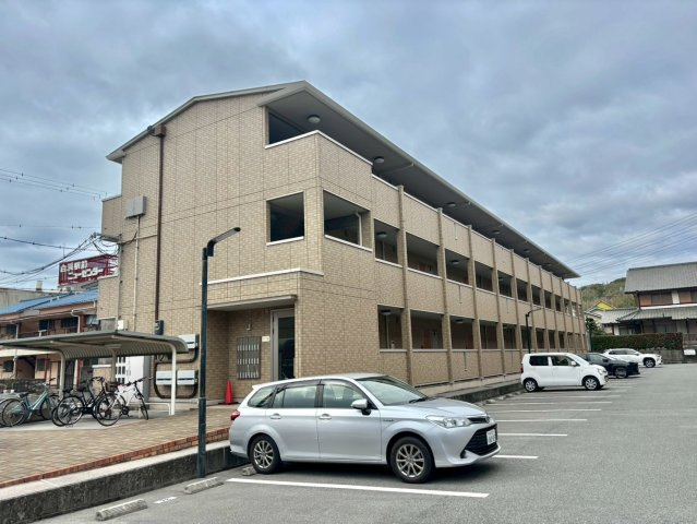 セジュール白浜 A棟の外観