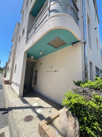 クレインコート夙川のエントランス
