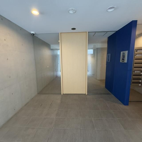 【エントランス】 | シュロス初台