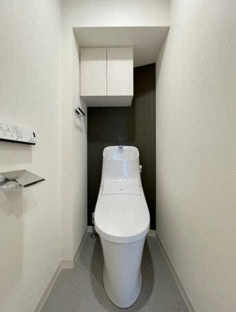 GRAND三軒茶屋WEST　築浅　駅近　ネット無料　ペット相談可のトイレ