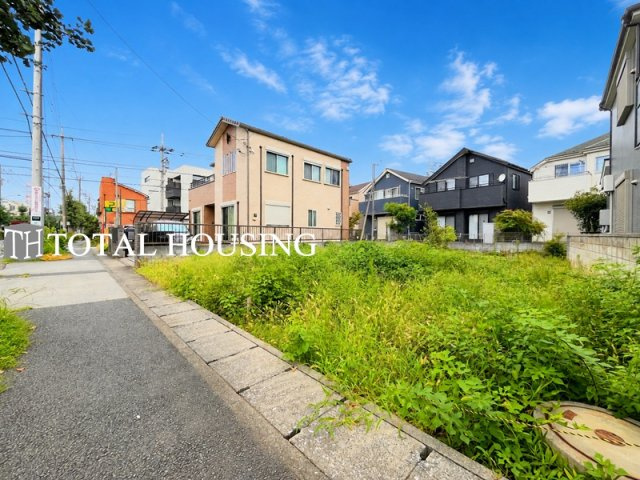 【前面道路含む現地写真】 | 稲城市東長沼　新築戸建　全2棟