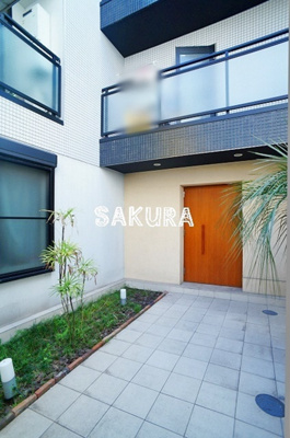 【エントランス】 | b’CASA港町 | 「b’CASA港町」