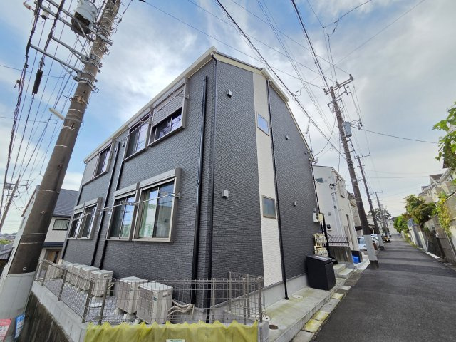 川崎市麻生区多摩美１丁目のアパート