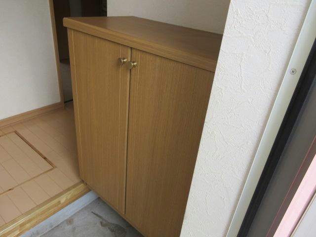 シンセイパレスの玄関