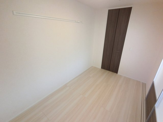 【寝室】