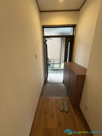 藤沢市遠藤　中古戸建の玄関