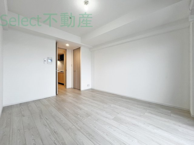CREST TAPP新栄の洋室