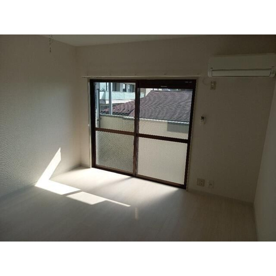 【寝室】