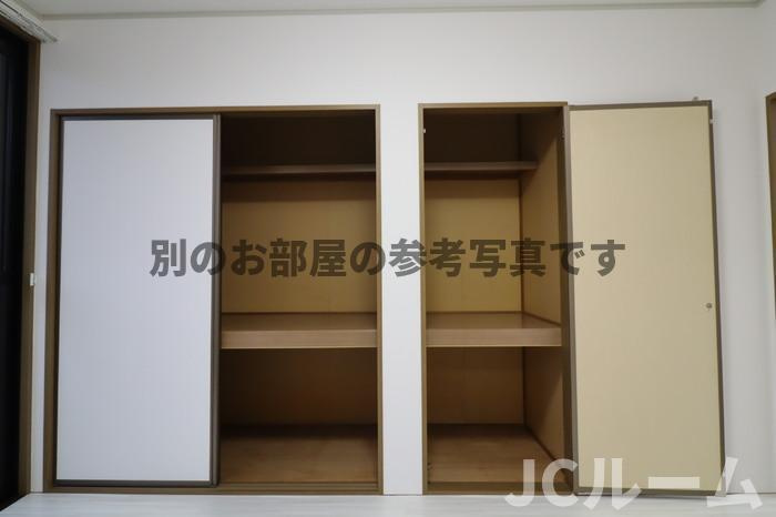 ロイヤルガーデン子安 Cの収納