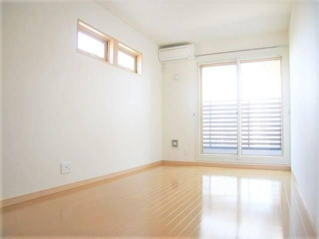 ＫＩＨＡＣＨＩ　ＲＥＳＩＤＥＮＣＥの居間・リビング|リビングです