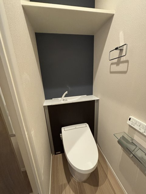 HEBEL MAISON六甲篠原中町のトイレ