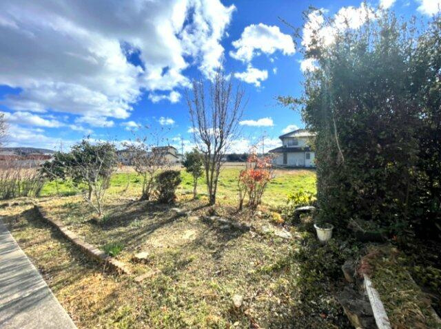岡山市北区高松原古才の中古一戸建の庭|・庭2
