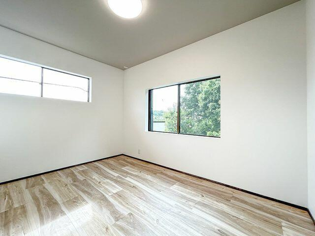 岡山市北区佐山の中古一戸建の洋室|【リフォーム済】２階６帖洋室…