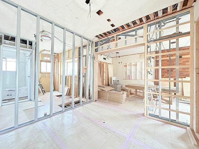 岡山市北区佐山の中古一戸建のその他|【リフォーム中】リビング別角…