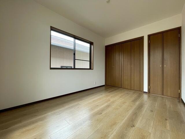 岡山市北区小山の中古一戸建の洋室
