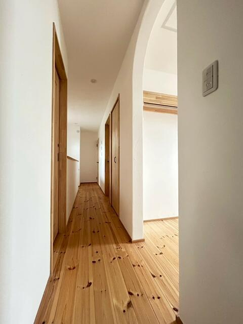 岡山市北区北方２丁目の中古一戸建の玄関