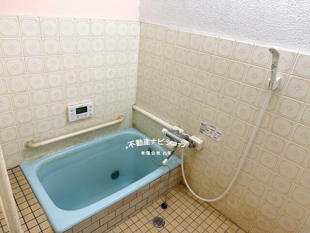 岡山市北区加茂の中古一戸建の浴室