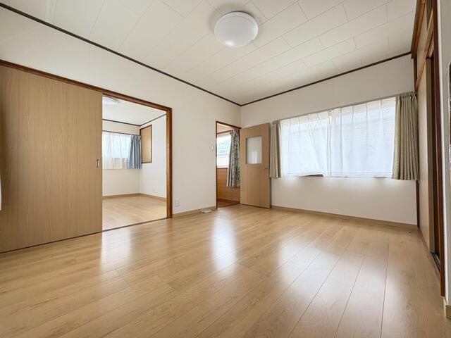 岡山市北区足守の中古一戸建の洋室