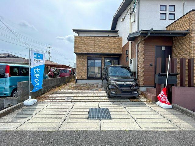 岡山市北区花尻ききょう町の中古一戸建のその他|【駐車場】駐車場のお写真です…