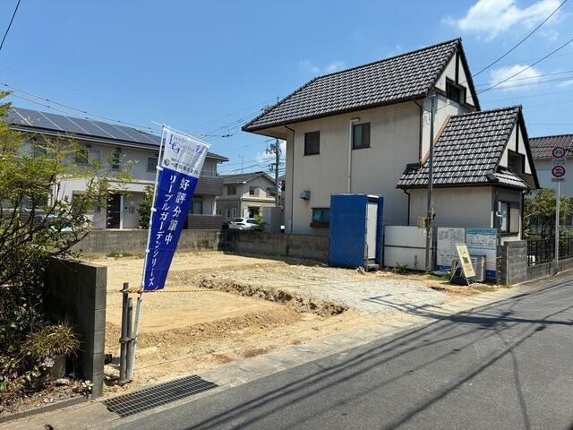 岡山市北区庭瀬の新築一戸建の前面道路含む現地写真|目に入るだけでホッとする、そ…