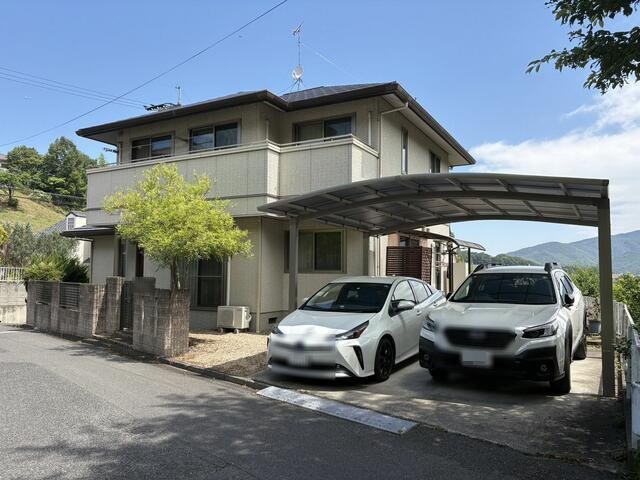 岡山市北区富原の中古一戸建の駐車場