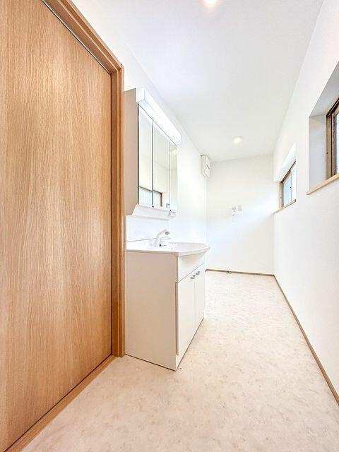 岡山市北区津高の中古一戸建のその他|【リフォーム済】洗面化粧台は…