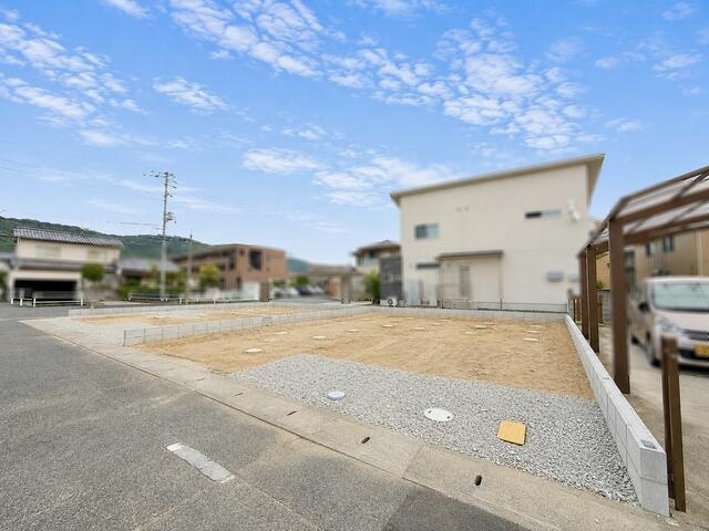 岡山市北区津島本町の新築一戸建の駐車場|２０２６年８月２２日撮影
