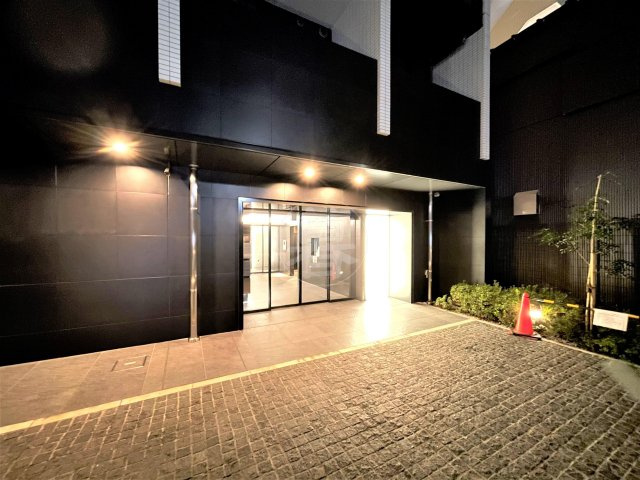 ベルグレード川崎AZのエントランス