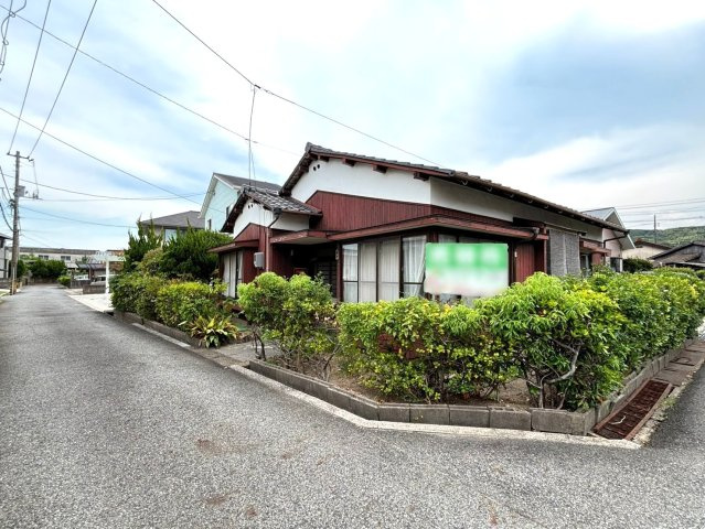 赤崎4丁目の外観