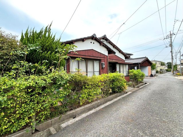 赤崎4丁目の前面道路含む現地写真