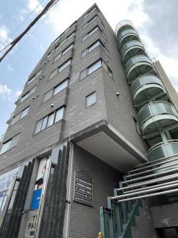 ツインパレスの外観