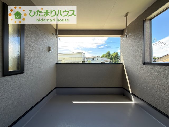【バルコニー】 | 土浦市天川第4　新築戸建 | 広々としたバルコニー。お洗濯物もぜーんぶ干せちゃいます！！