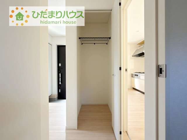 【収納】 | 土浦市天川第4　新築戸建 | 家族みんなで共同で使える便利な廊下収納！