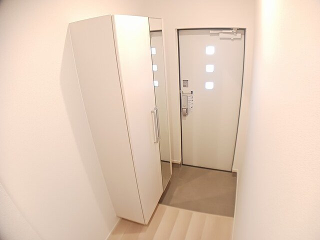 ハウスカの玄関