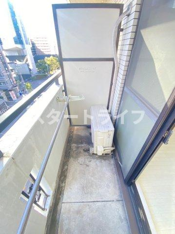 大阪市東淀川区東中島２丁目の賃貸マンションのバルコニー