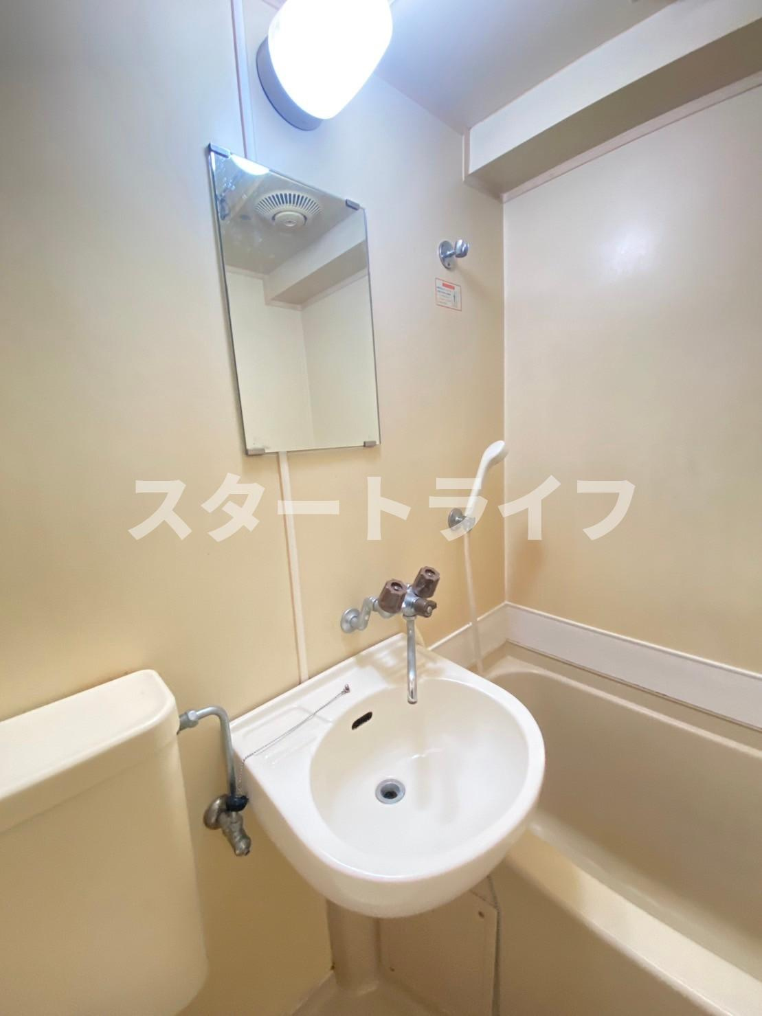 大阪市東淀川区東中島２丁目の賃貸マンションの洗面所
