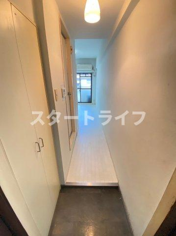 大阪市東淀川区東中島２丁目の賃貸マンションの玄関