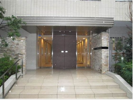【エントランス】メゾンカルム市谷仲之町