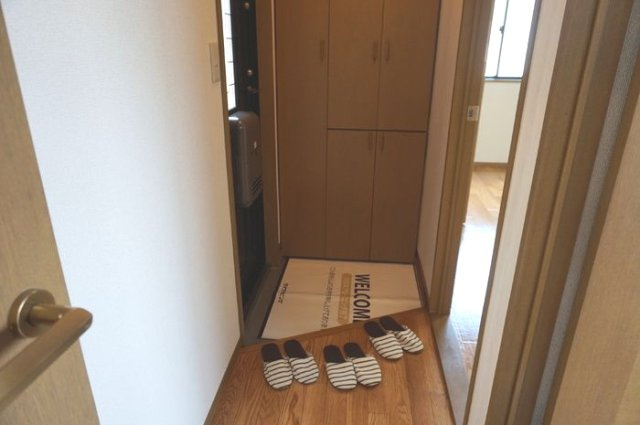 ルミエール沼北の玄関