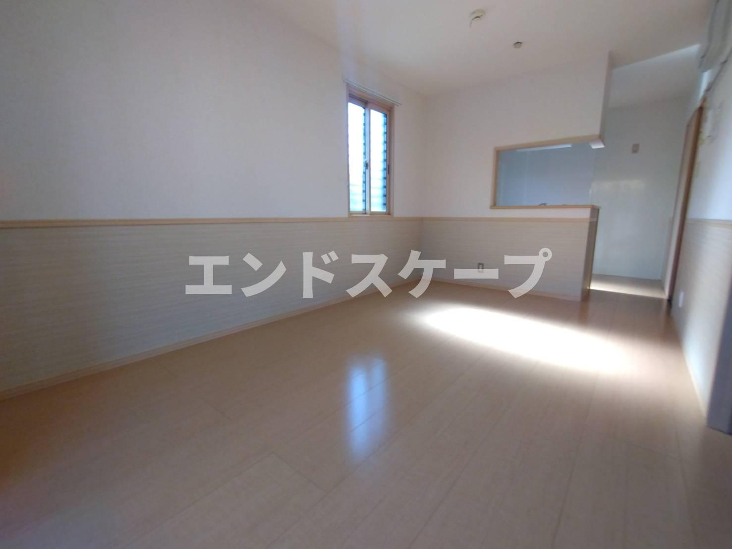 エル古城　Ⅰ/Ⅱ/Ⅲ Ⅲの居間・リビング|高崎、前橋のお部屋探しはエンドスケープまで！お客様の理想お聞かせ下さい♪