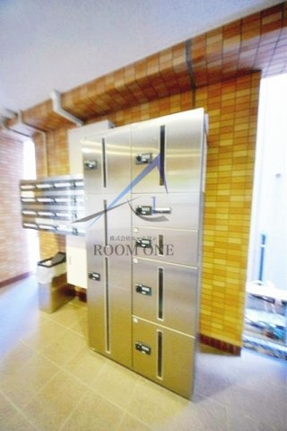ＦＬＡＴｏｎｅ新中野のその他共用部分|宅配ボックスです。